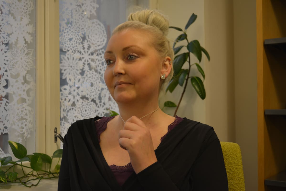 Janina Tuomisto sairastui Hodgkinin lymfoomaan kymmenen vuotta sitten. "Tällä syövällä piti olla hyvä ennuste. Minun kohdallani ei vain käynyt niin."