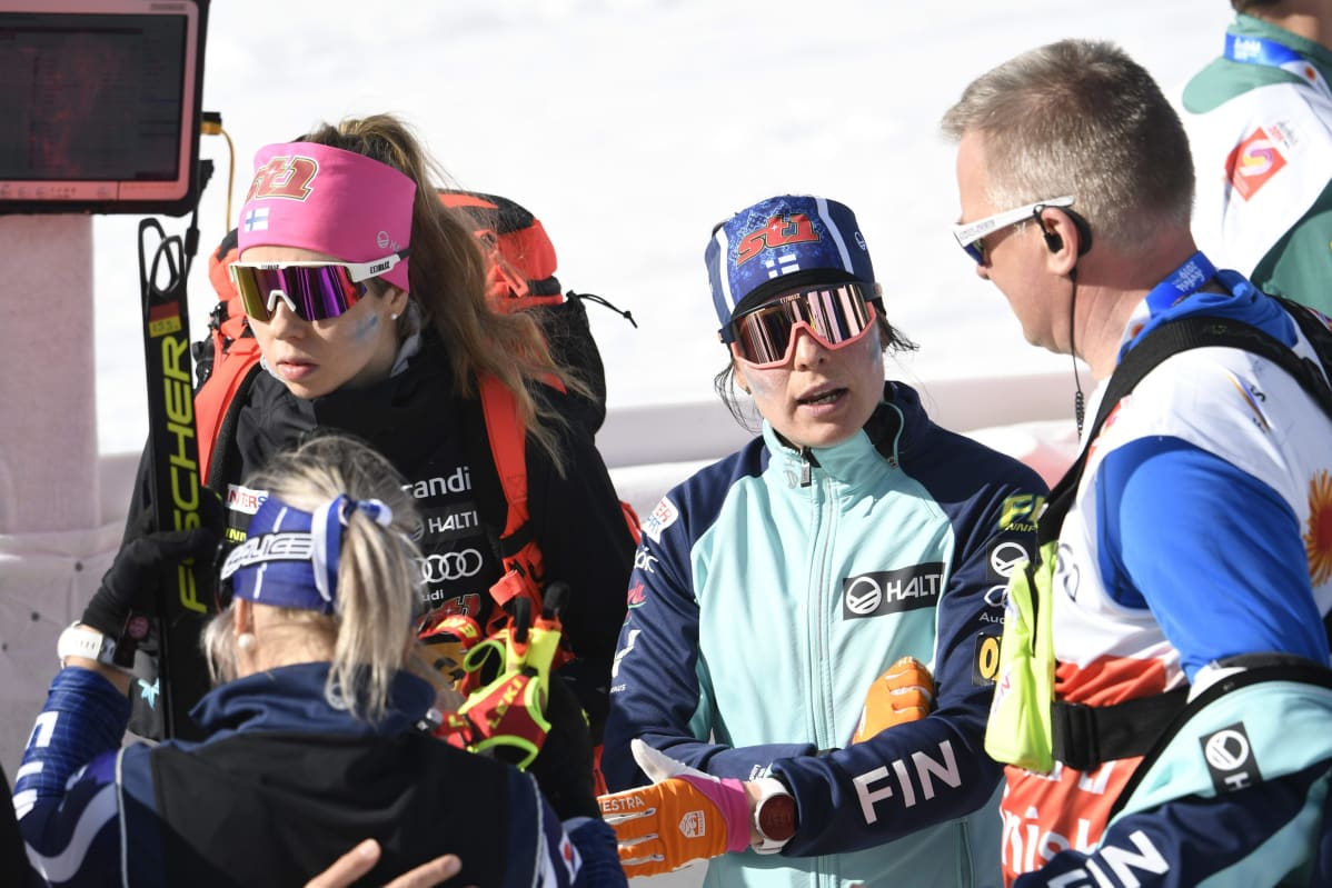 Riitta-Liisa Roponen (vas.), Laura Mononen, Krista Pärmäkoski ja Matti Haavisto.