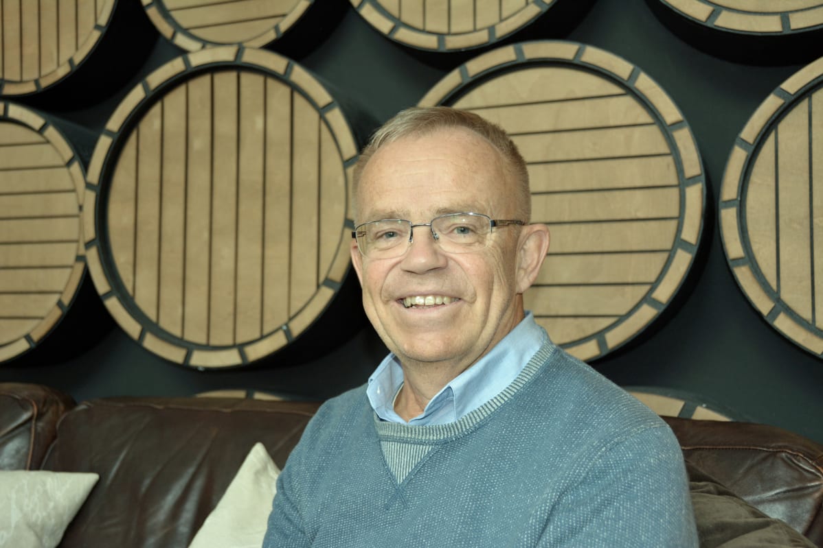 Professori, ylilääkäri Peter Strang.