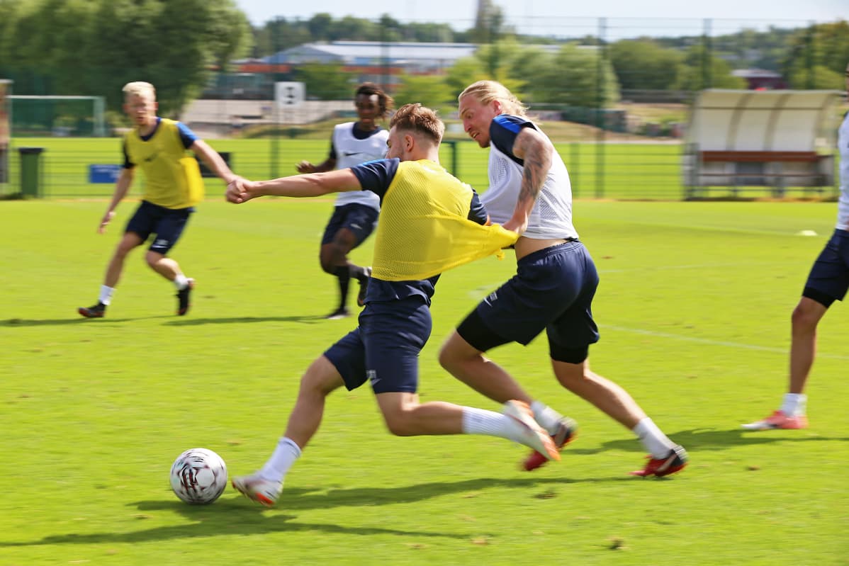 Albion Ademi FC Interin harjoituksissa.