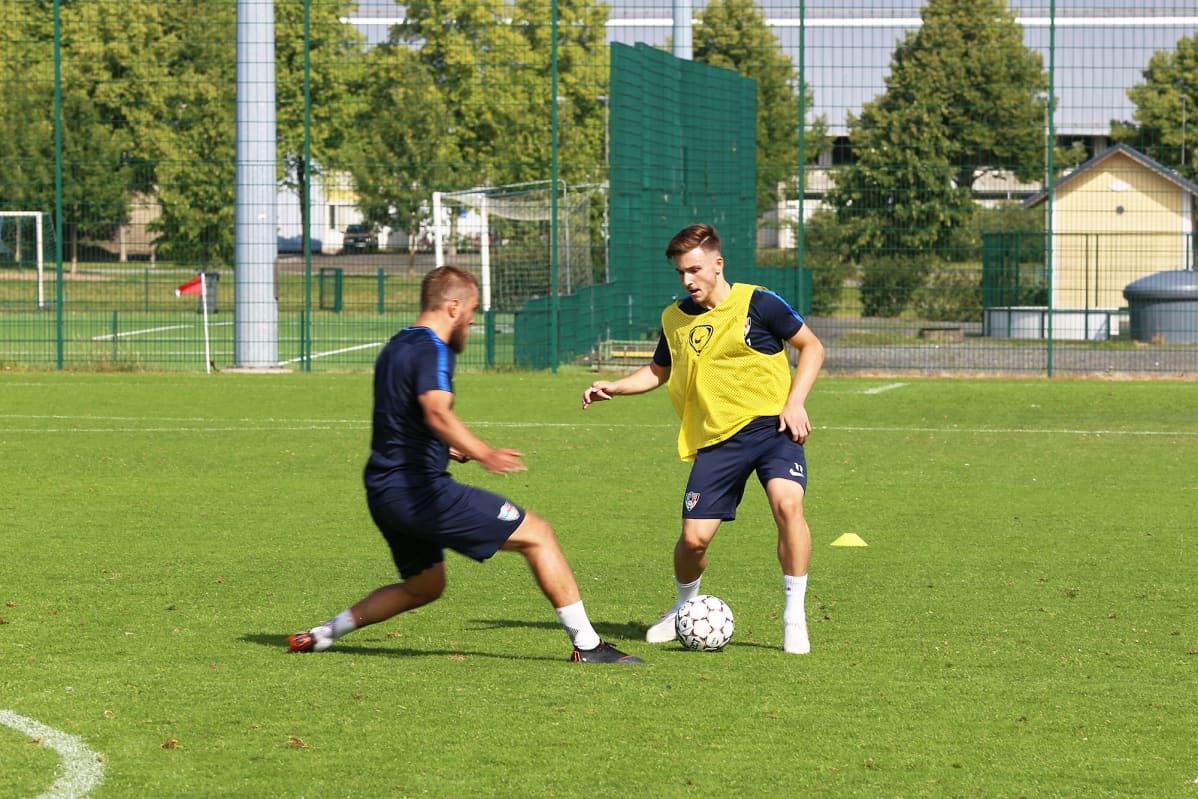 Albion Ademi FC Interin harjoituksissa.