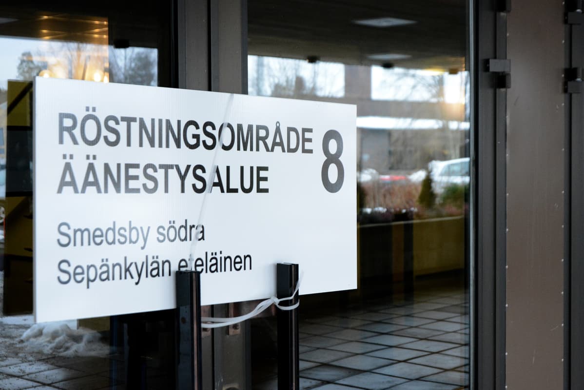 Äänestyspaikkoja on 21.