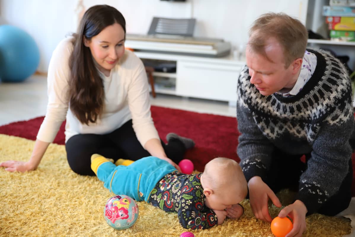 Outi Tarkiainen, Lauri Sallinen ja Petrus