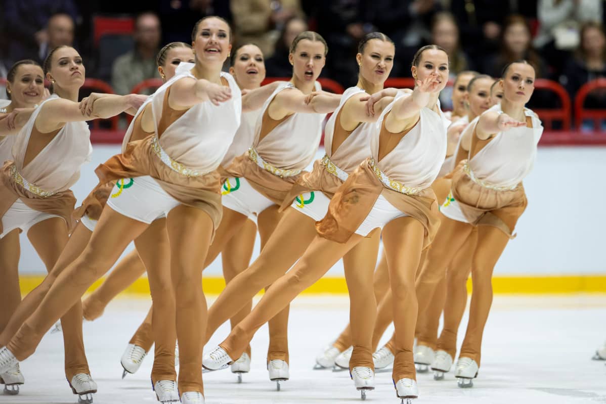 Suomen Marigold Ice Unity muodostelmaluistelun MM-kisojen lyhytohjelmassa Helsingissä vuonna 2019.