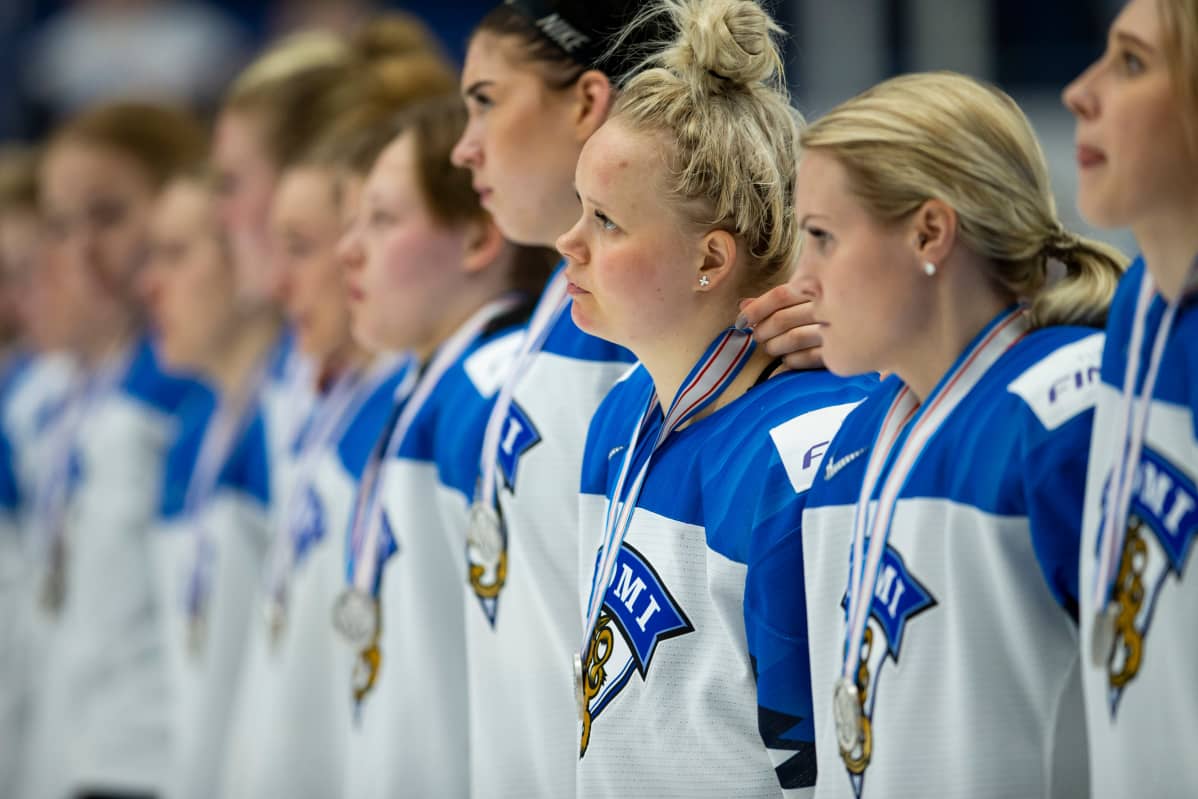 Linda Välimäki, Annina Rajahuhta
