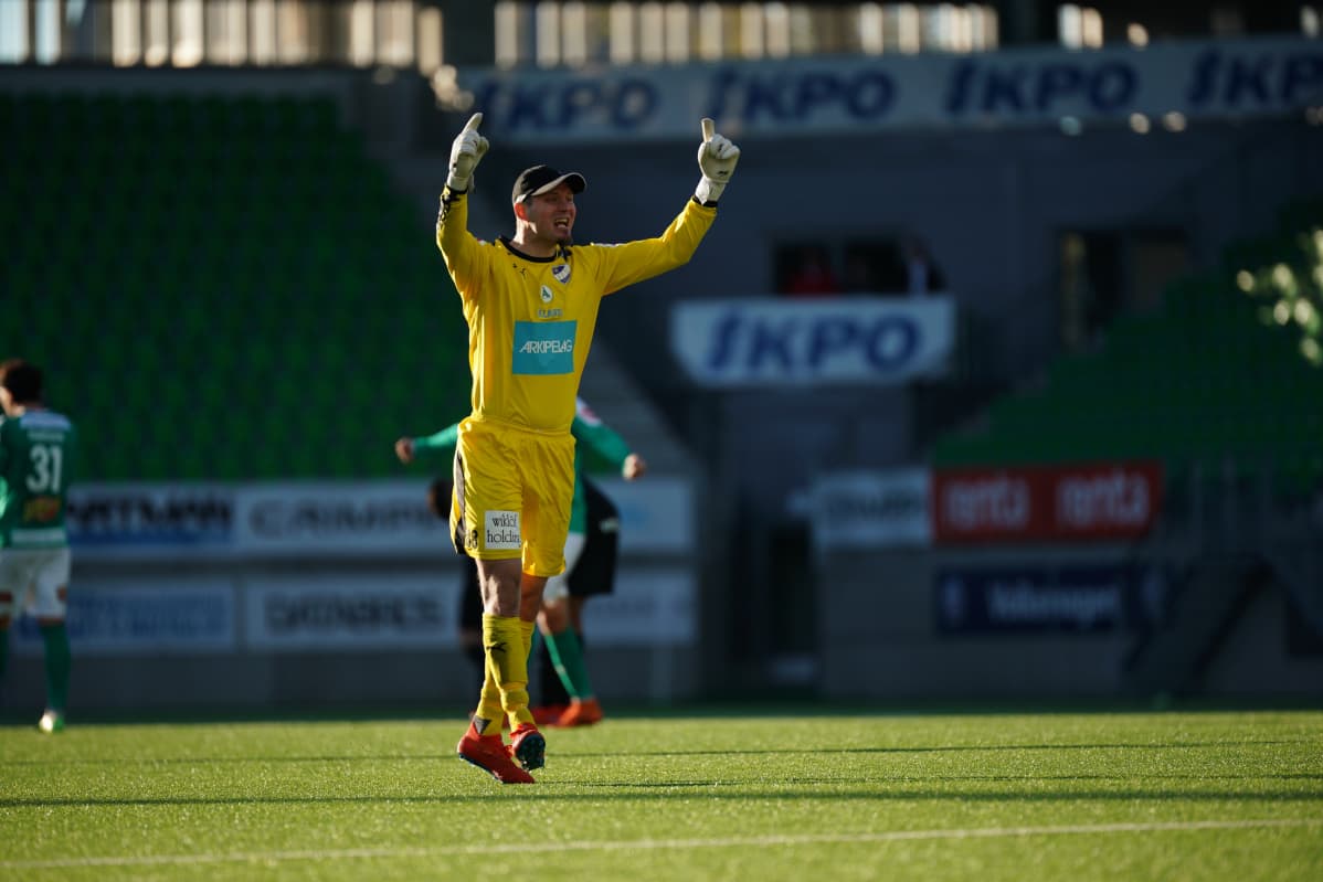Oskari Forsman