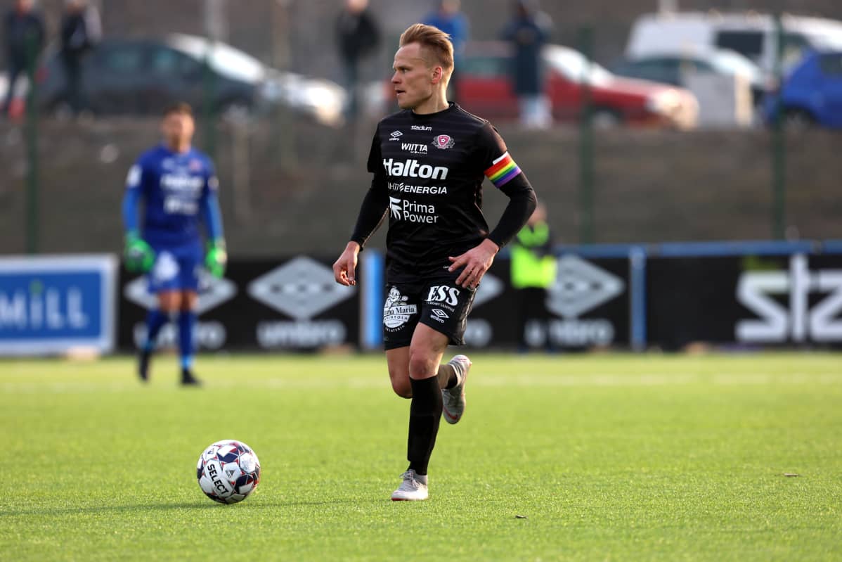 Mikko Hauhia