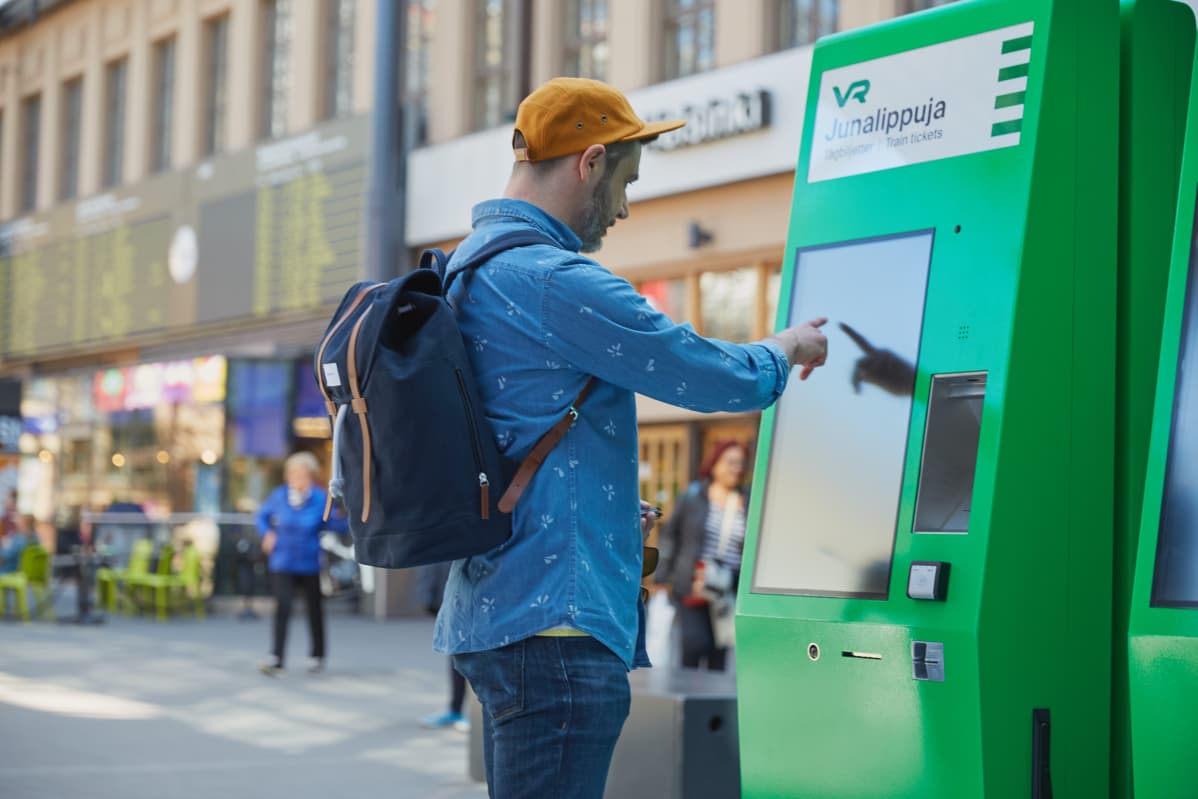 VR:n uudenmallisia lipunmyyntiautomaatteja alkaa näkyä asemilla tällä viikolla.
