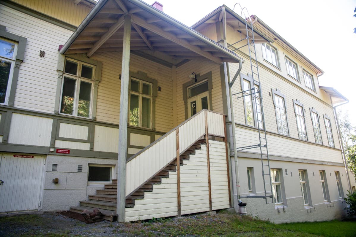 Syrjälän C-rapun puoli.