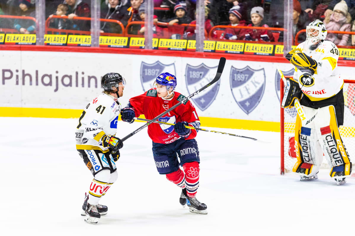 Jari Sailio Anton Lundell