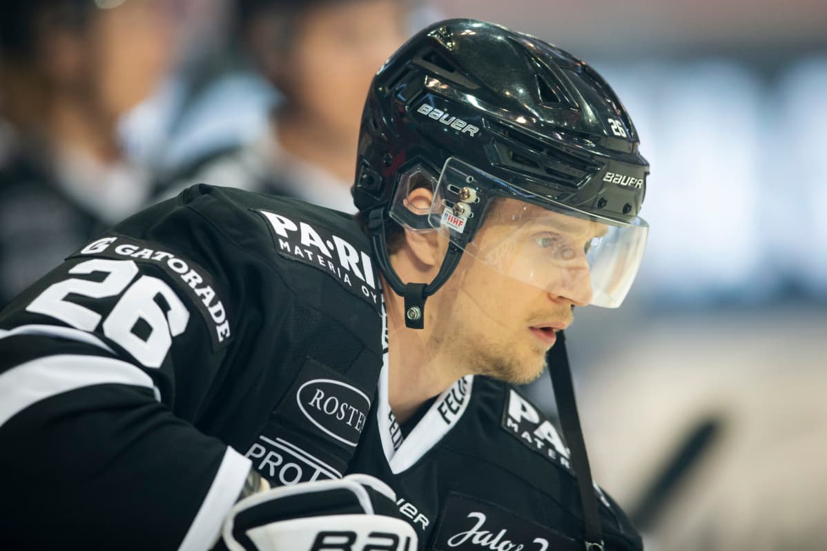 Lauri Korpikoski kuvassa