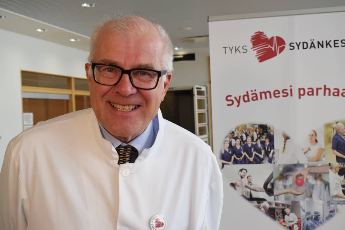 Tyksin Sydänkeskuksen johtaja, professori Juhani Airaksinen