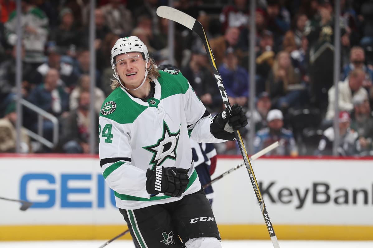 Roope Hintz hymyilee maalin jälkeen.