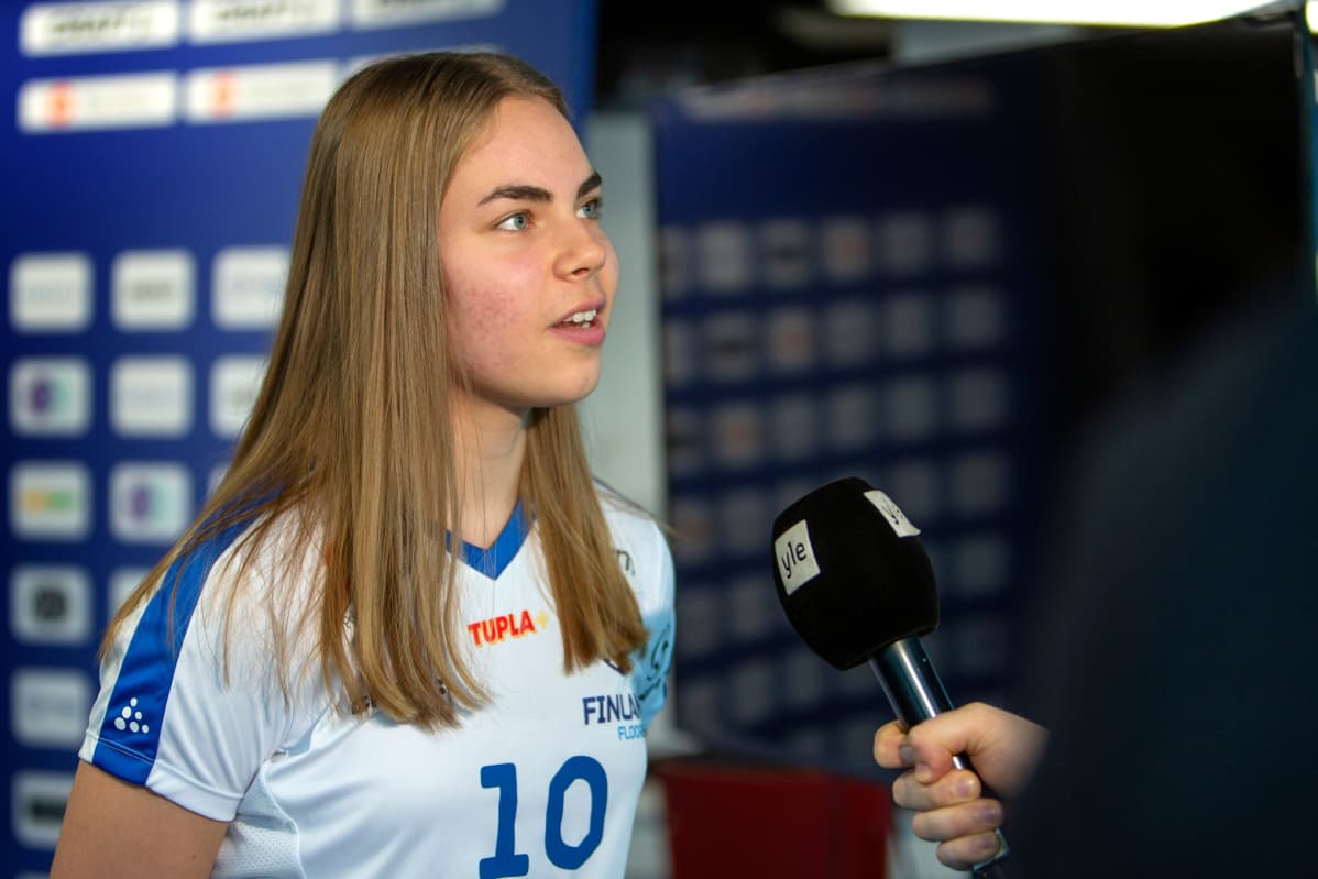 Suvi Hämäläinen MM-joukkueen julkistamistilaisuudessa Myllypurossa 5.11.2019.