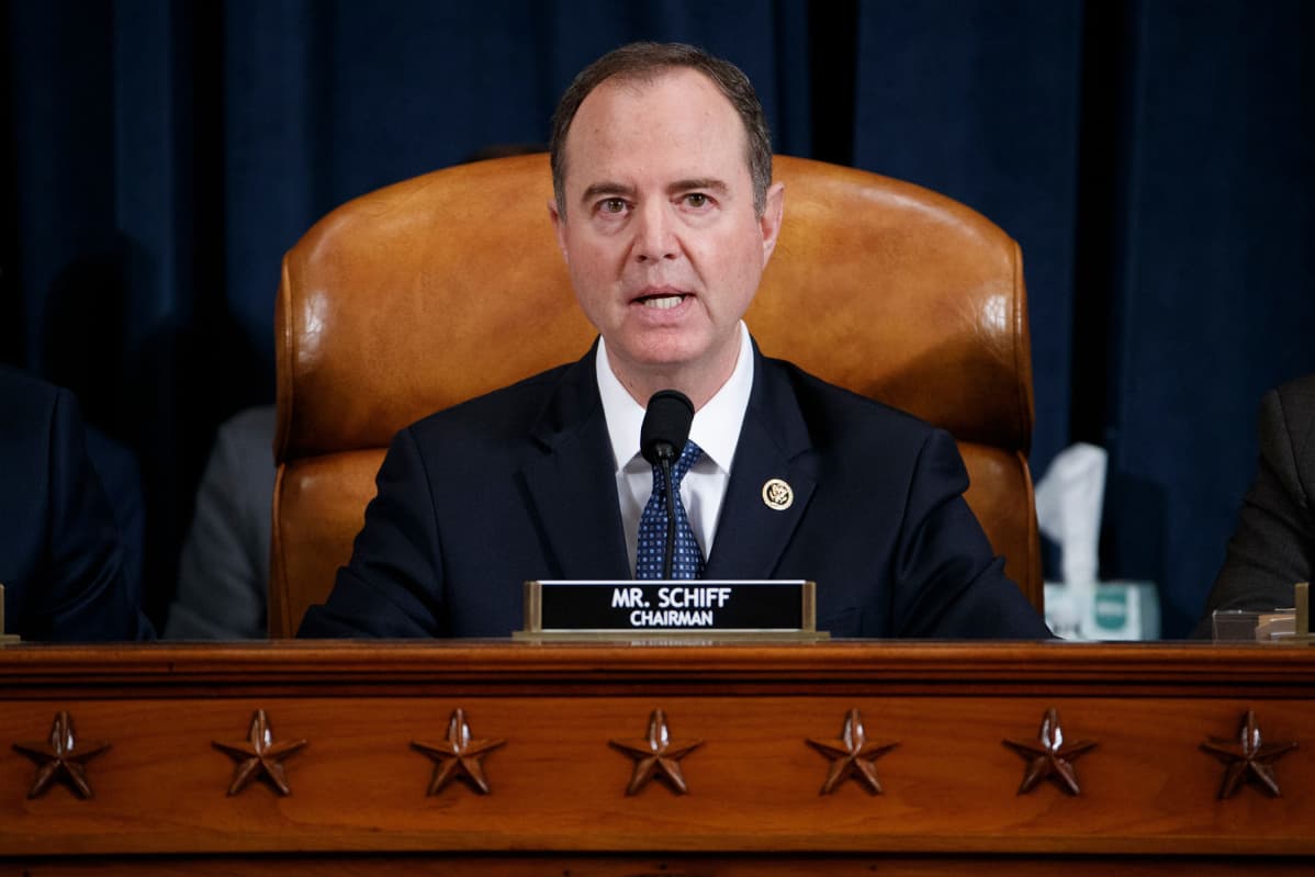 Trumpin virkarikossyytekuulemisia johtava demokraattien Adam Schiff.