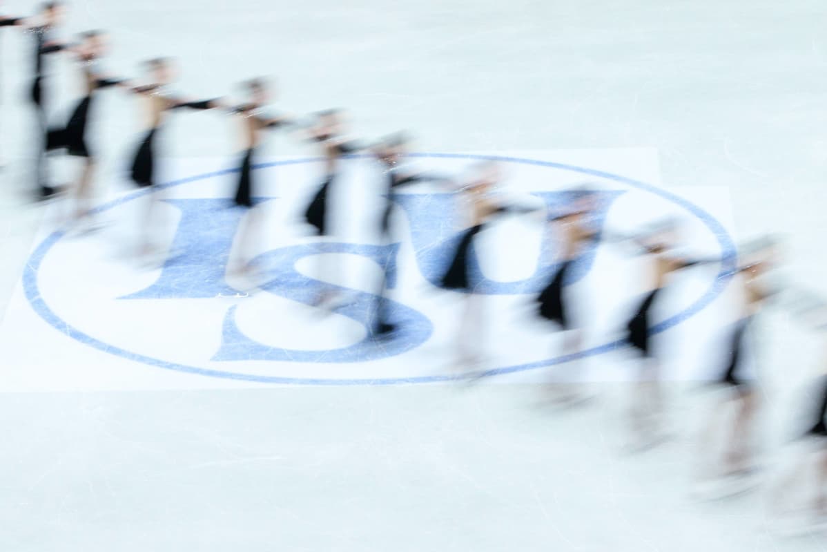 Muodostelmaluistelun kuvitus