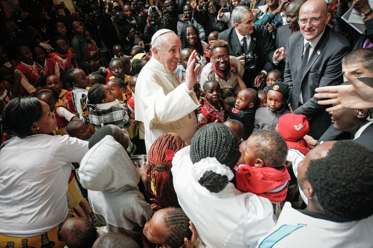 Paavi Franciscus vierailee Nairobissa.