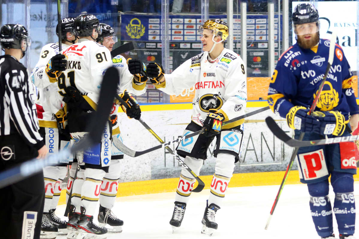 Lukko vs Kärpät Jesse Puljujärvi