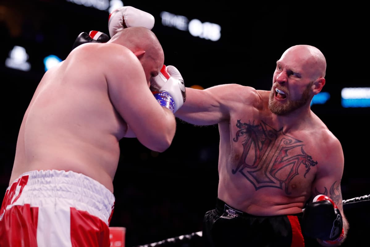 Nyrkkeilyottelu Robert Helenius vastaan Adam Kownacki