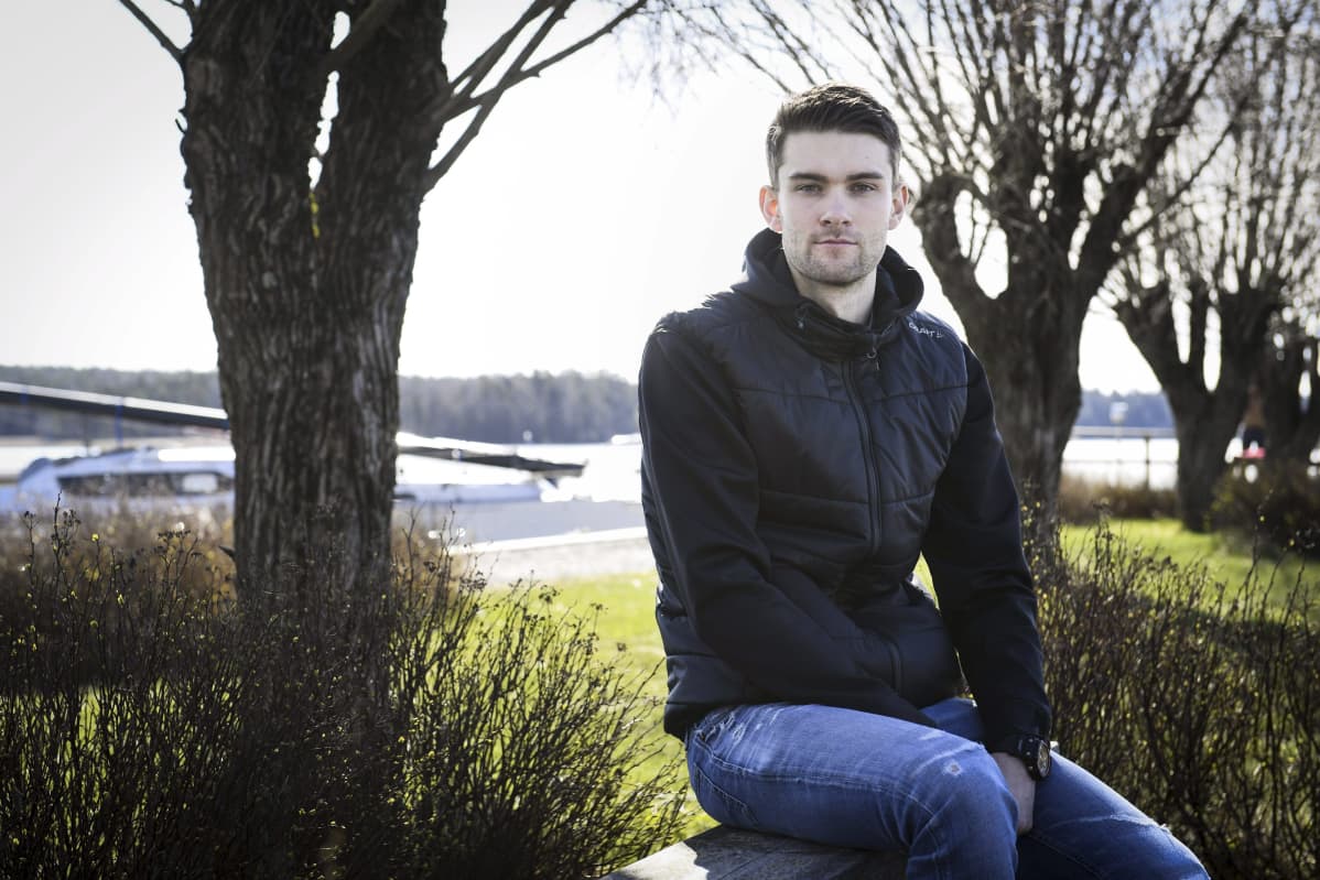 Rallicross-kuljettaja Niclas Grönholm Inkoossa 23. huhtikuuta 2020.