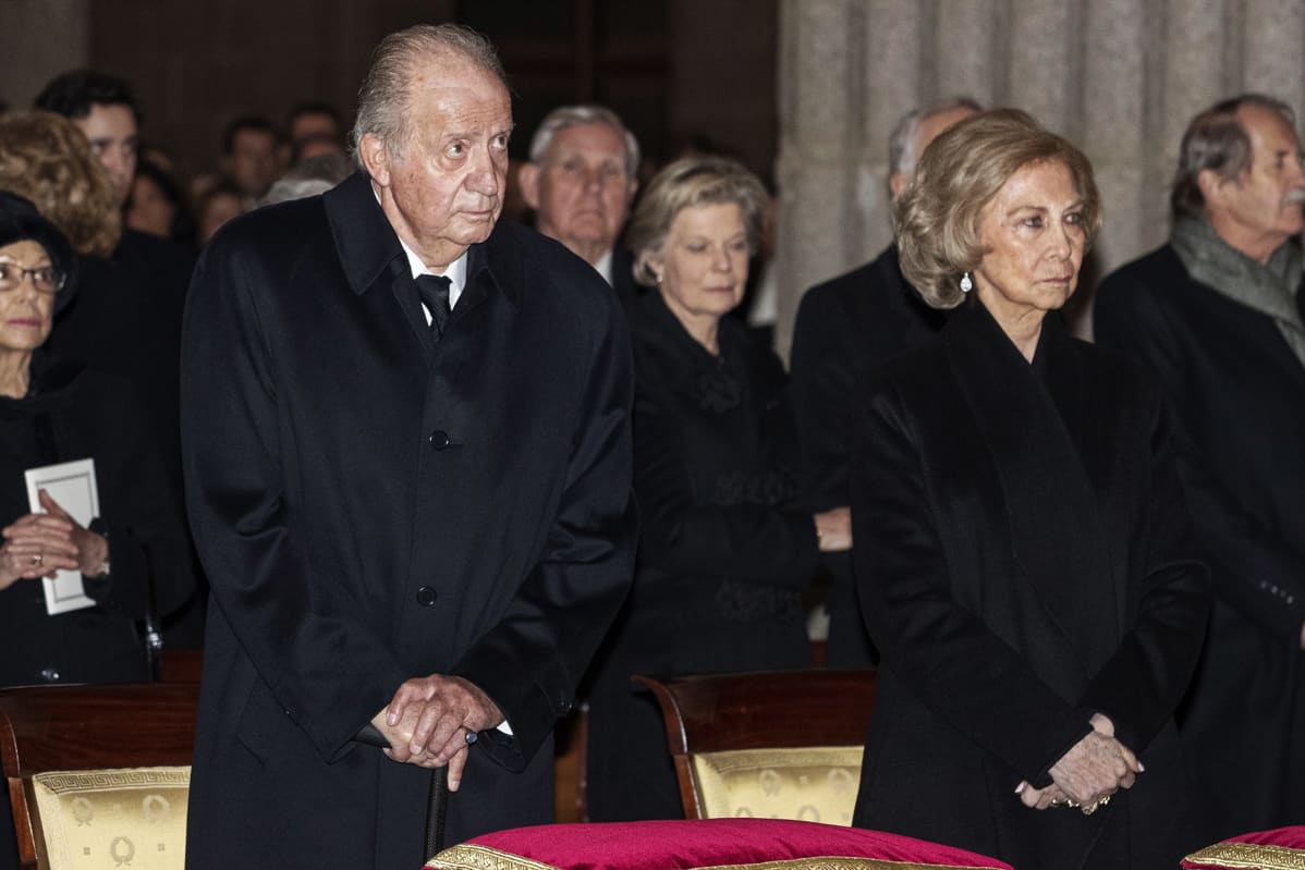 Kuvassa on Juan Carlos hautajaisissa.