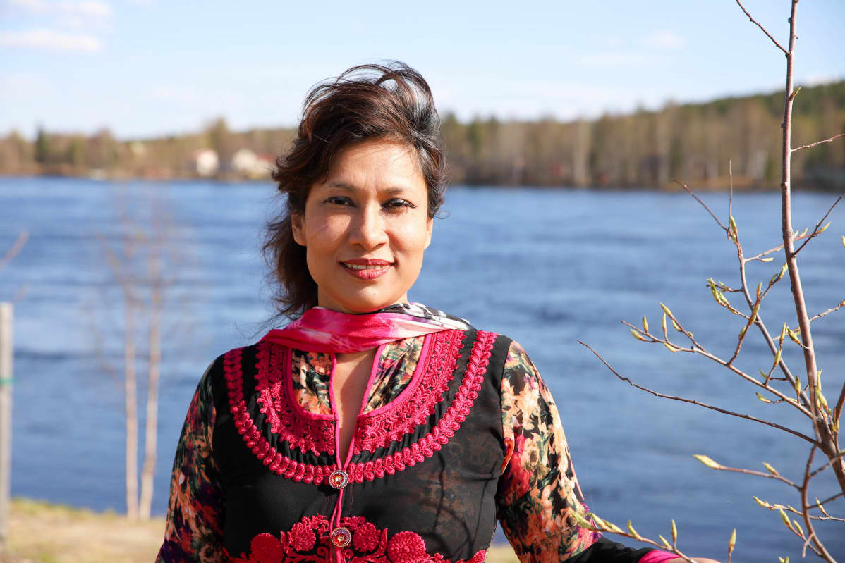 Bangladeshista Suomeen muuttanut Nafisa Yeasmin asuu Rovaniemellä.