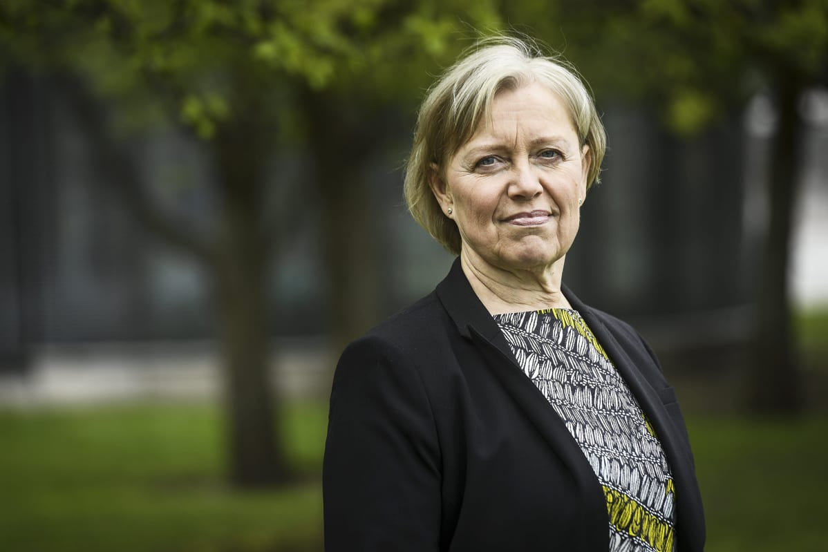 Kuvassa on apulaisoikeusasiamies Maija Sakslin.