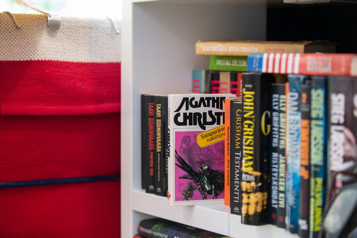Agatha Christien kirja löytyi myös kirpputori Aarteen Kiertoon valikoimasta.