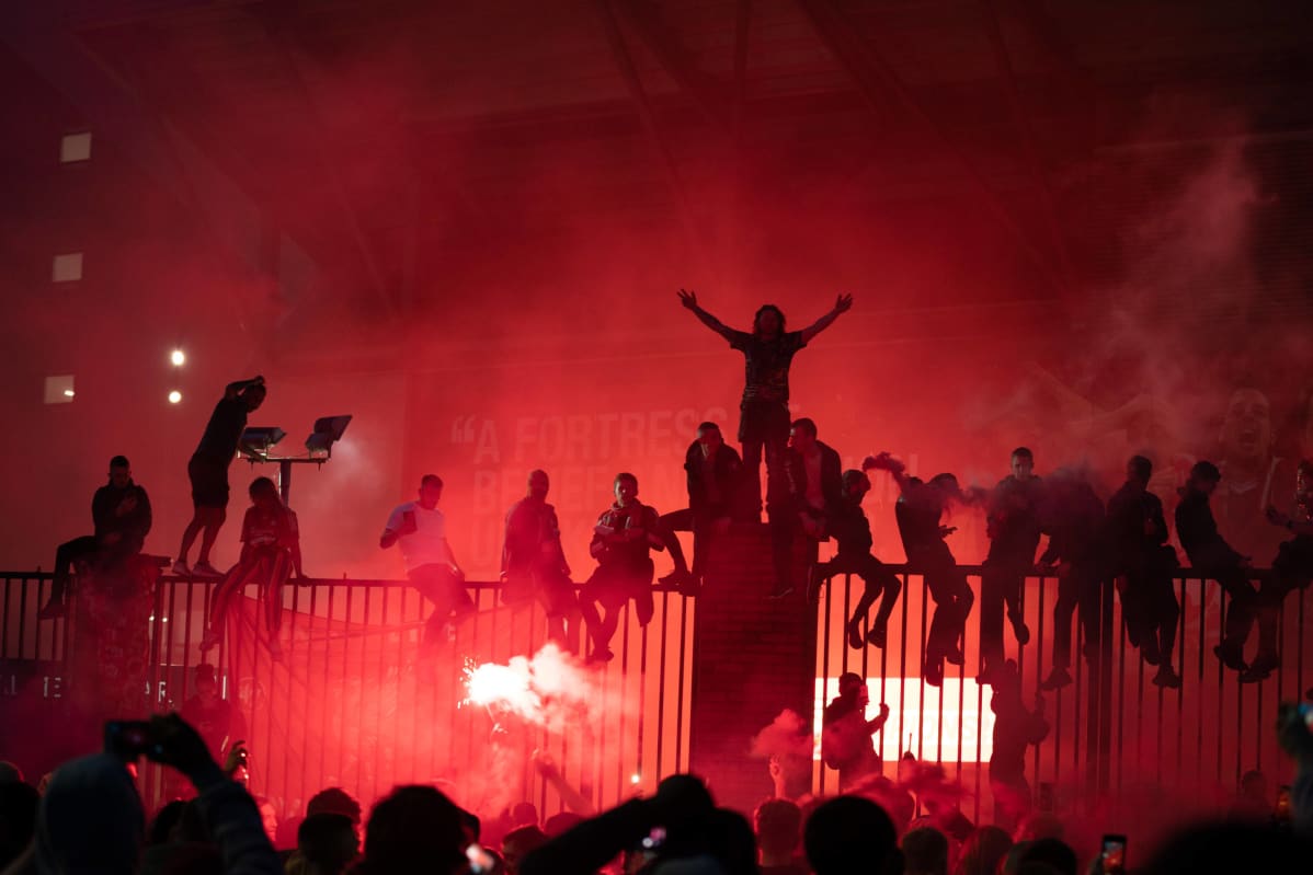 Liverpool, fanit juhlivat