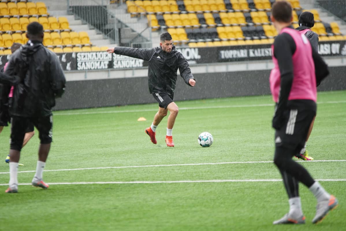 Ledesma on tuonut SJK:n harjoituksiin ja peleihin taitoa ja asennetta.