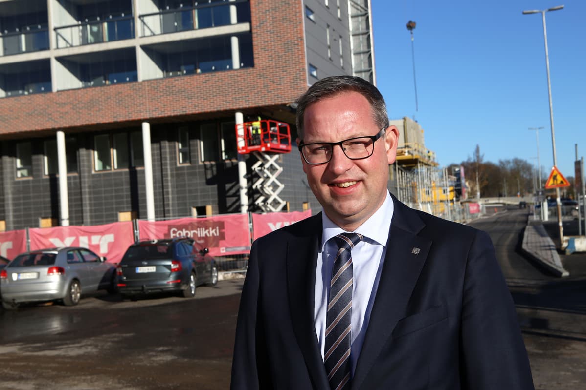Turun väistyvä kaupunginjohtaja Aleksi Randell.