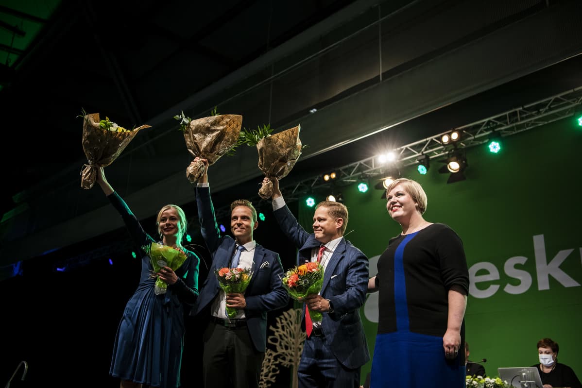 Petri Honkonen, Markus Lohi ja Riikka Pakarinen