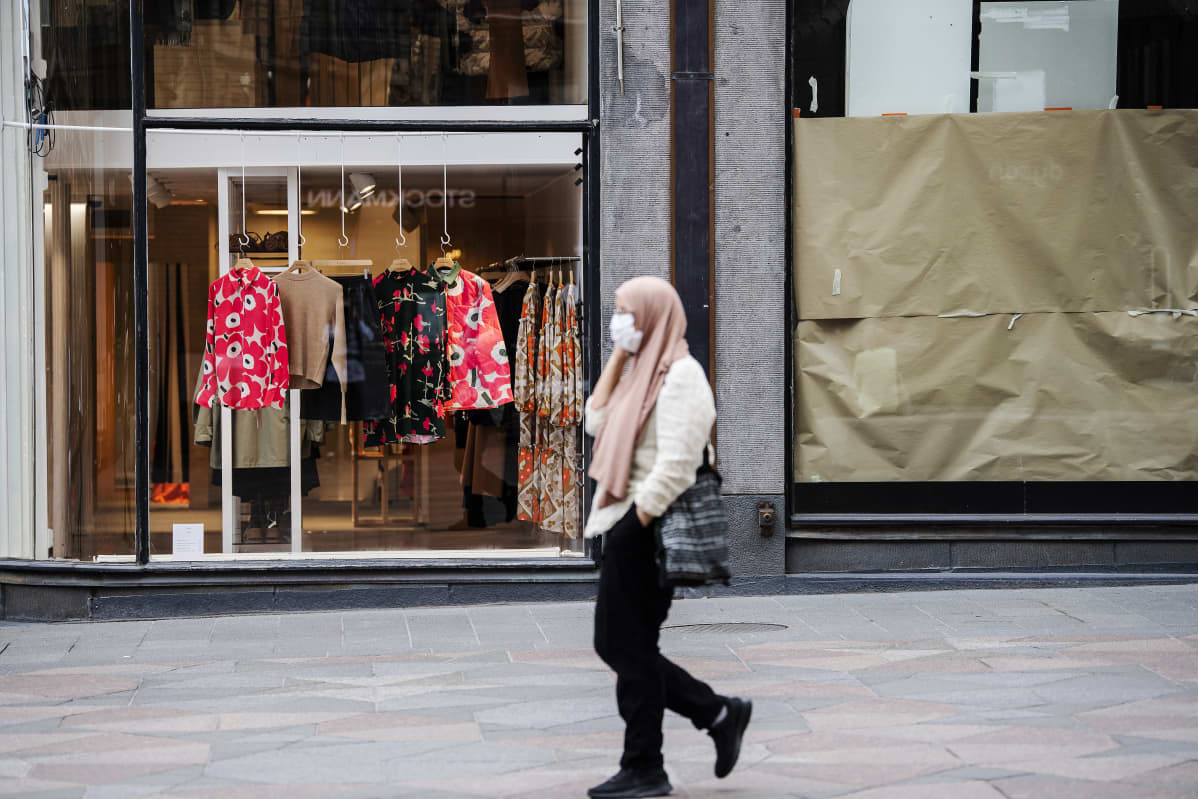 Kuvassa on Marimekon liike Helsingin keskustassa elokuussa 2020.