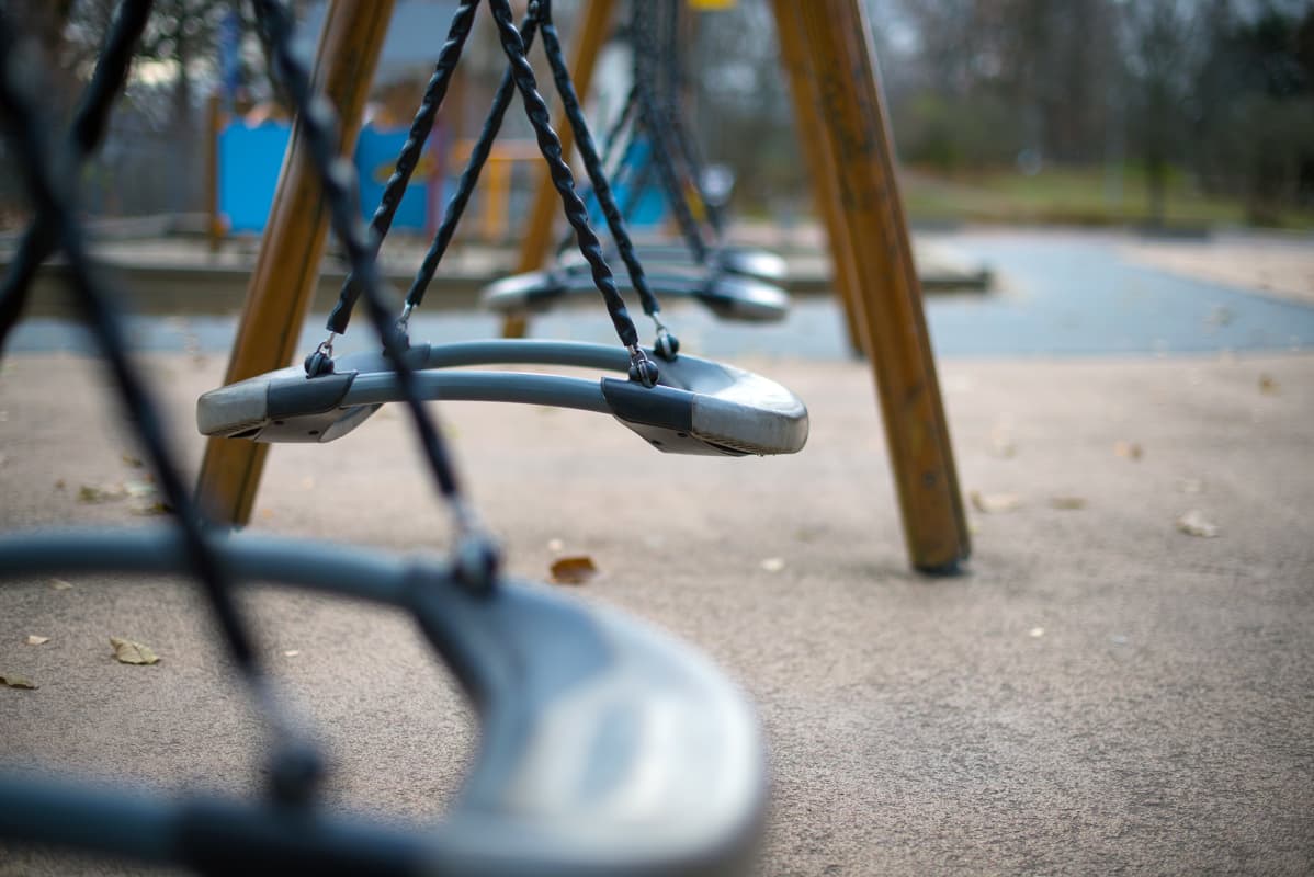 Keinuja oslolaisessa leikkipuistossa.