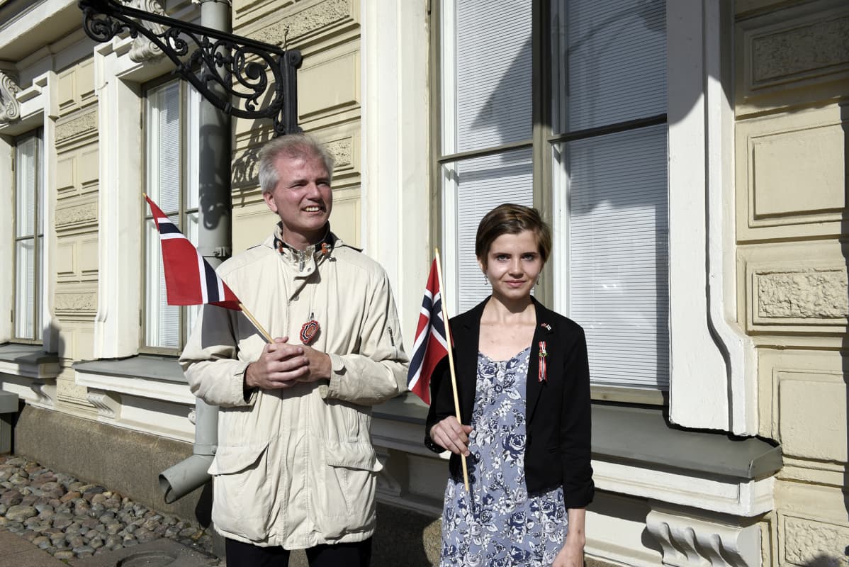 Tasavallan presidentti Sauli Niinistö ja rouva Jenni Haukio tapasivat Norjan kuningasparin presidentinlinnassa.