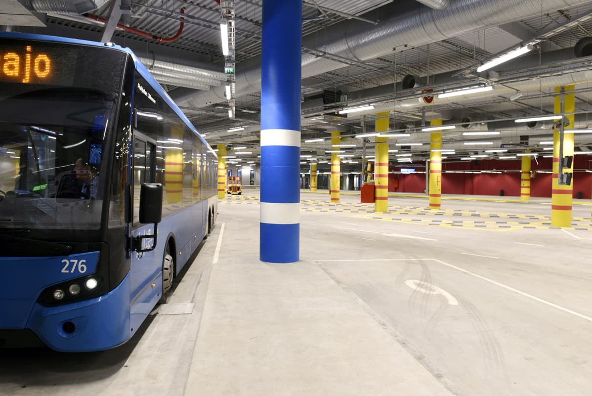 Matinkylän bussiterminaali.