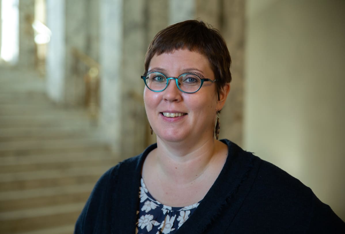 Vasemmistoliiton kansanedustaja Merja Kyllönen Eduskunnassa syyskuussa 2019.