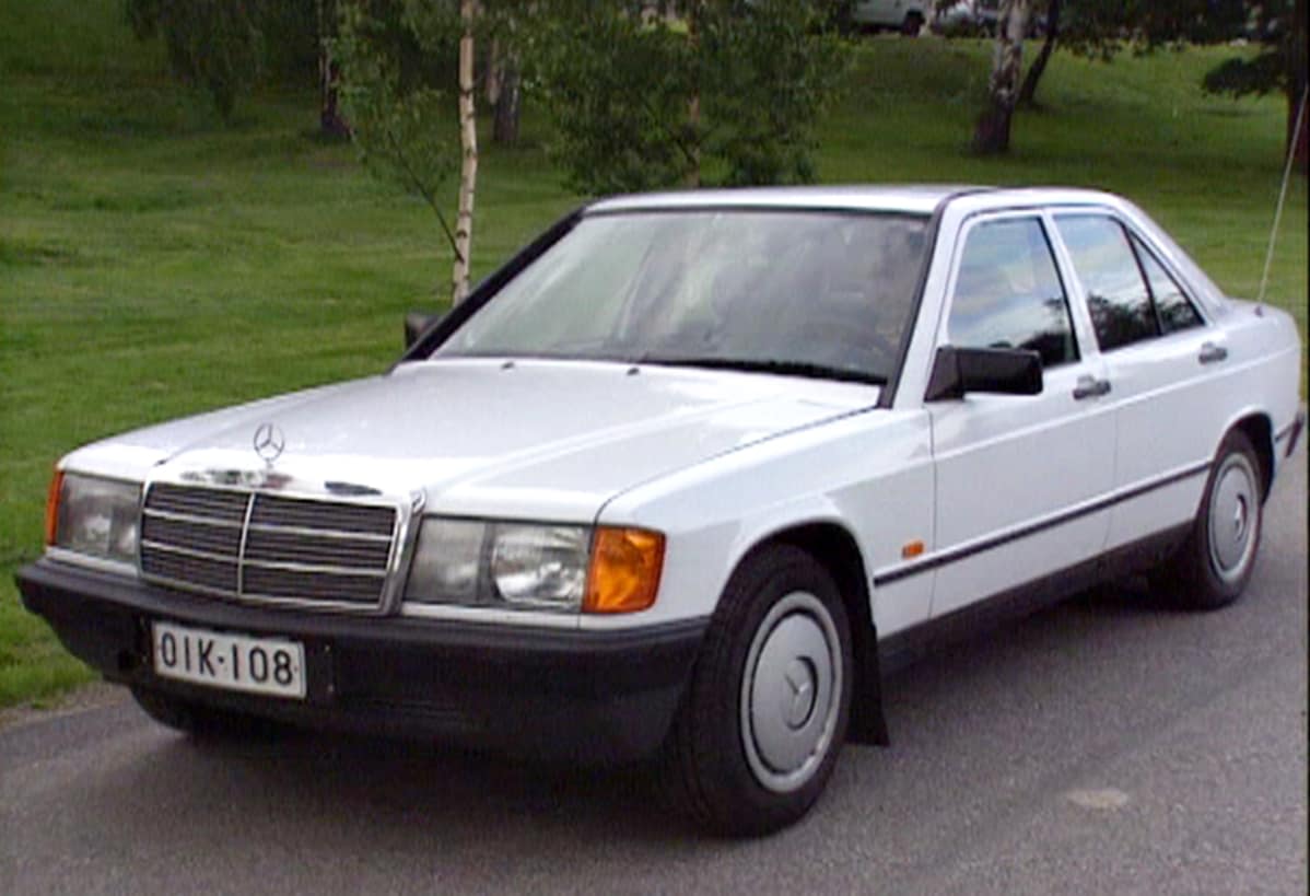Tuontiauto