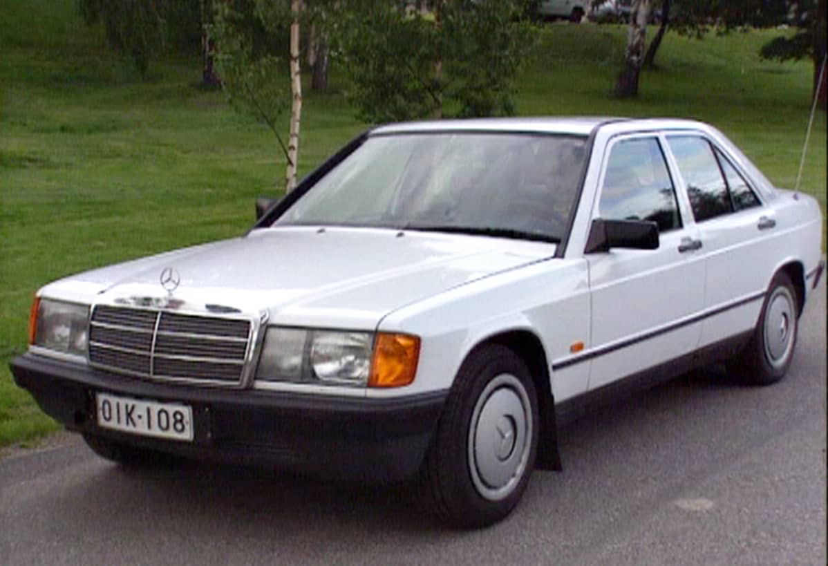 Tuontiauto