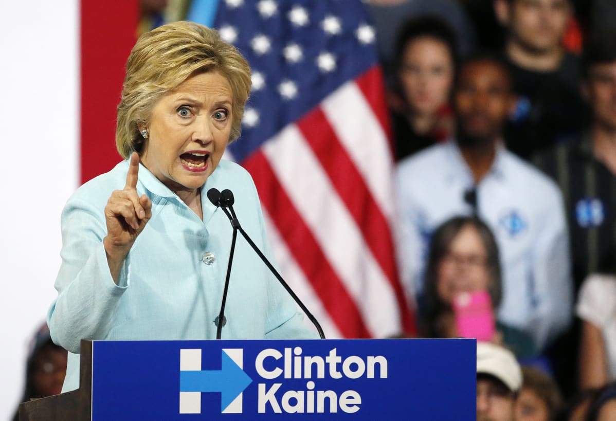 Demokraattien presidenttiehdokkaaksi pian nimitettävä Hillary Clinton kampanjoi viikonloppuna Floridassa.