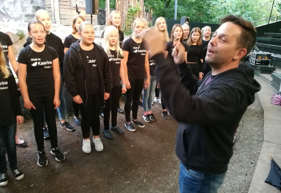 Kaarinalainen KaMu-kuoro.