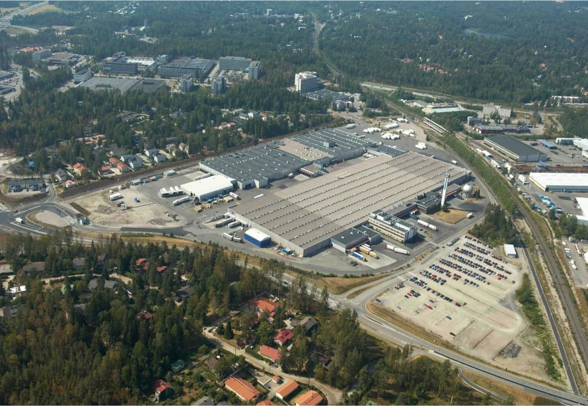 Inex Partners Oy:n logistiikka-alue Espoossa.