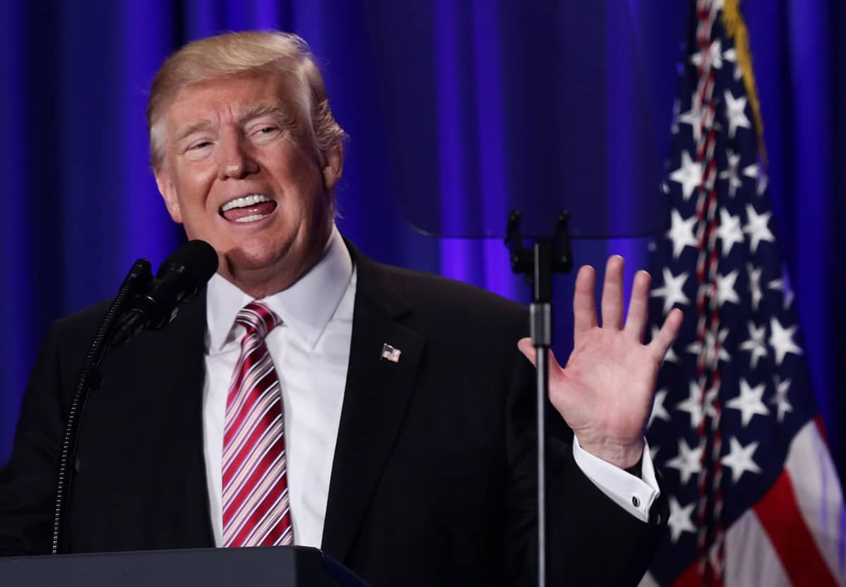 Donald Trump puhuu.