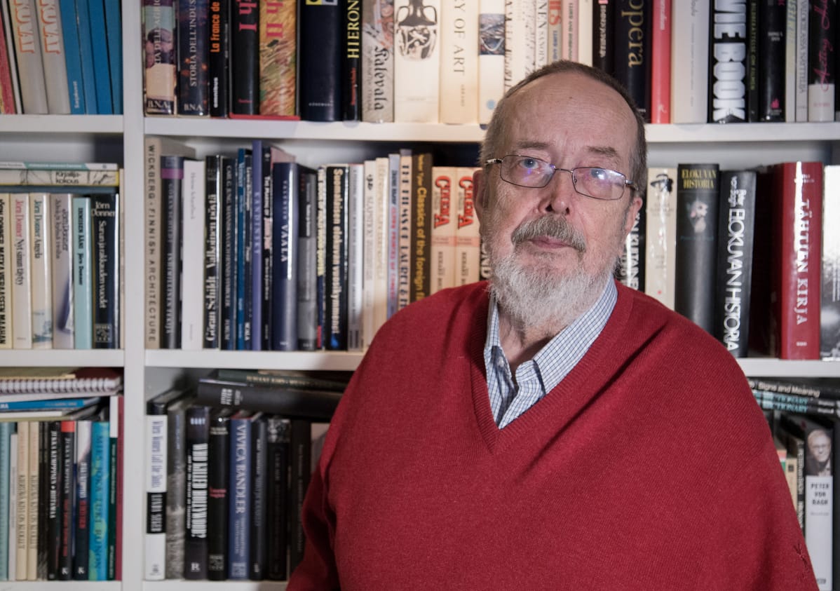 Professori Jukka Kemppinen