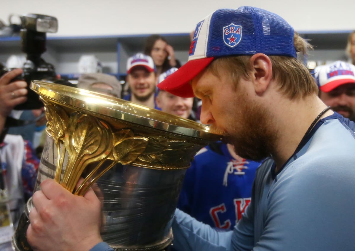 KHL