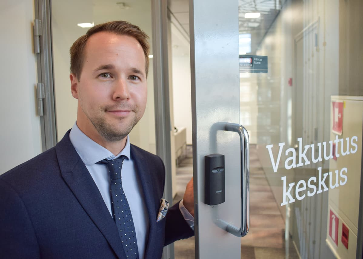 Ympäristövakuutuskeskuksen lakiasiainpäällikkö Visa Kronbäck.
