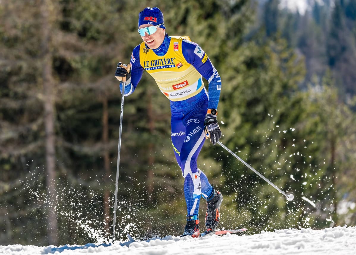Iivo Niskanen saavutti pronssia lämpimässä kelissä käydyssä 15 kilometrin väliaikalähdössä Seefeldin MM-kisoissa 2019. Ilman fluorivoiteita hänen loppuaikansa olisi ollut monta minuuttia heikompi.