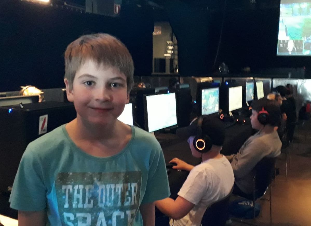 Iisakki Viinamäki harrastaa Fortnitea