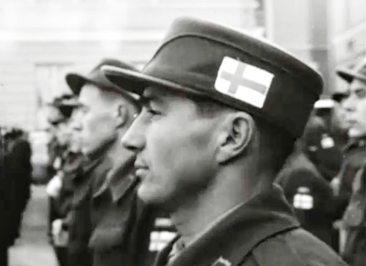 Joulukuusa 1956 Suezille lähteneen komppanian rauhanturvaajia.