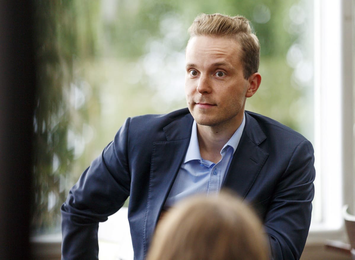 Puheenjohtajaehdokas Petri Honkonen.